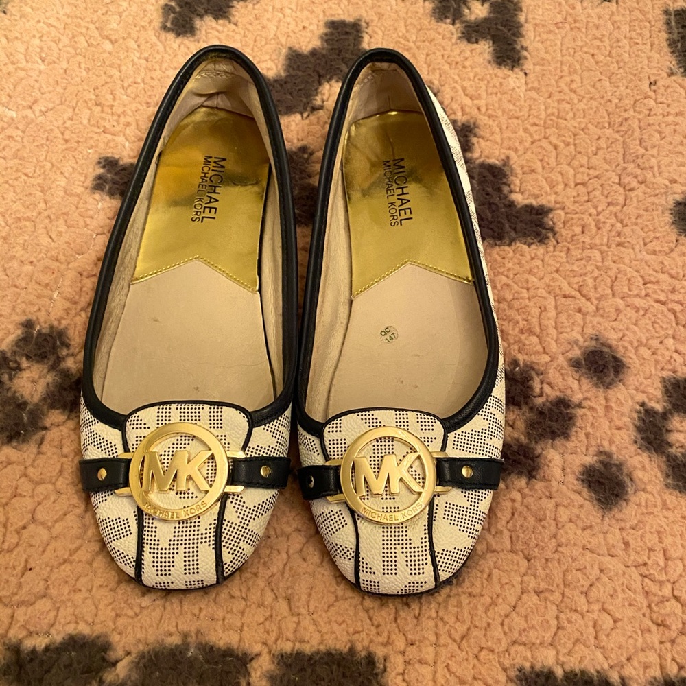 Michael kors flats